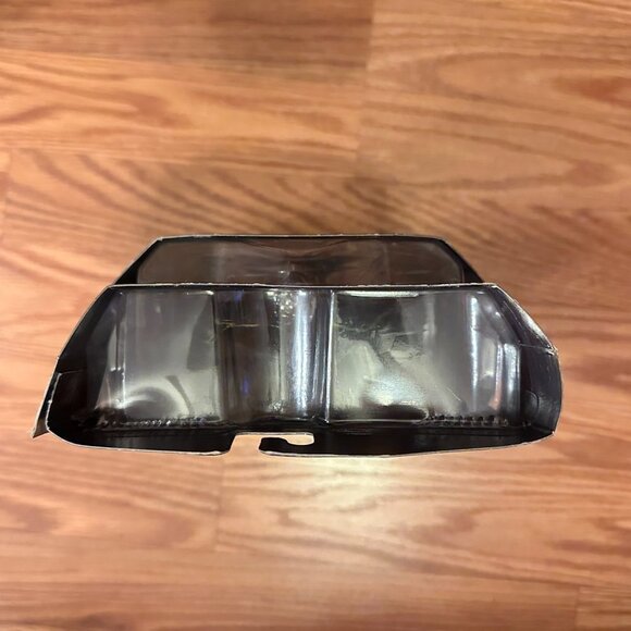 AEW Unrivaled 2 figure Set with 30 pack Display Stands - Picture 13 of 16